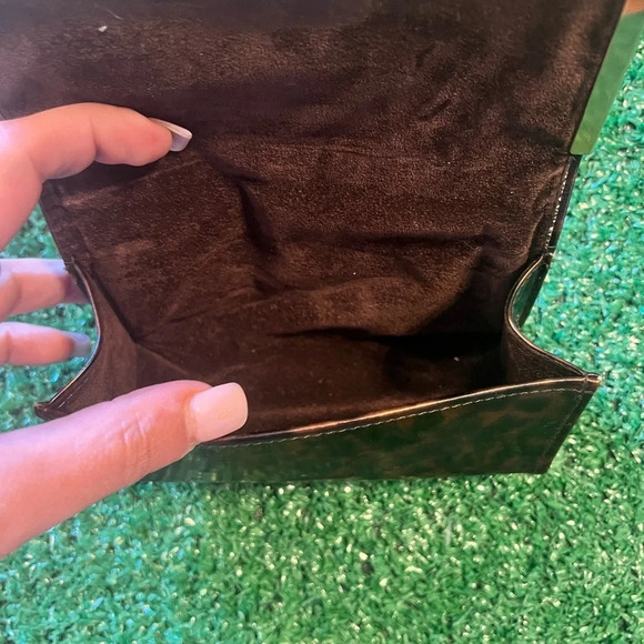 TORY BURCH sunglasses case! - Picture 2 of 6